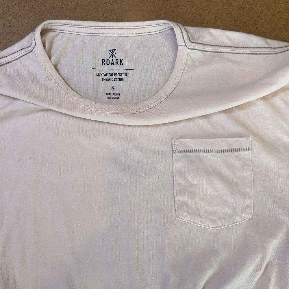 Roark Short Sleeve Pocket T Shirt Men's Size Small "Well Worn" Cotton Light Pink